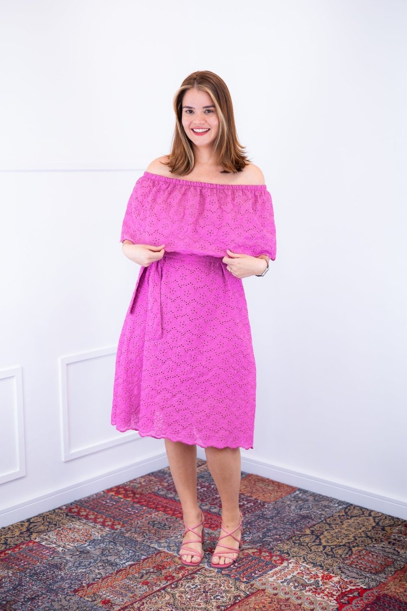 Vestido Nathalia – Midi em Laise Premium com Decote Ombro a Ombro - Naguirre Shop