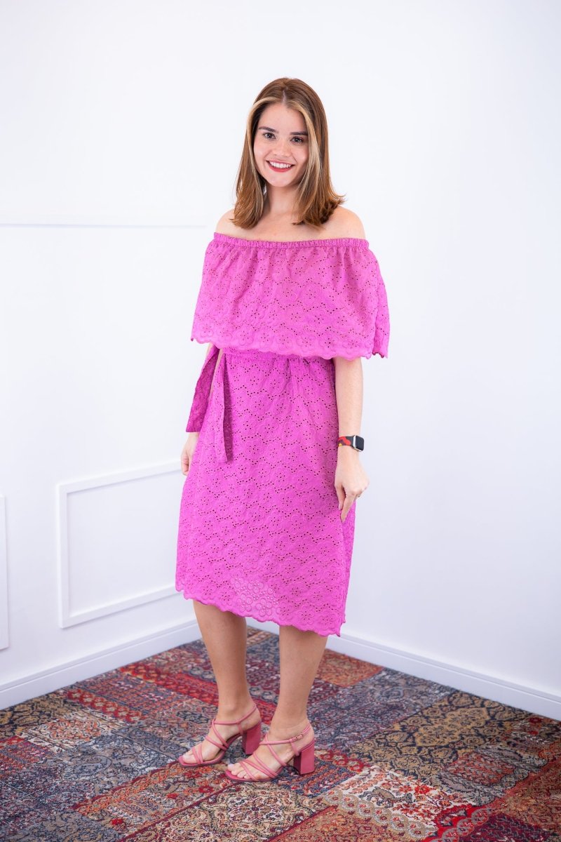 Vestido Nathalia – Midi em Laise Premium com Decote Ombro a Ombro - Naguirre Shop