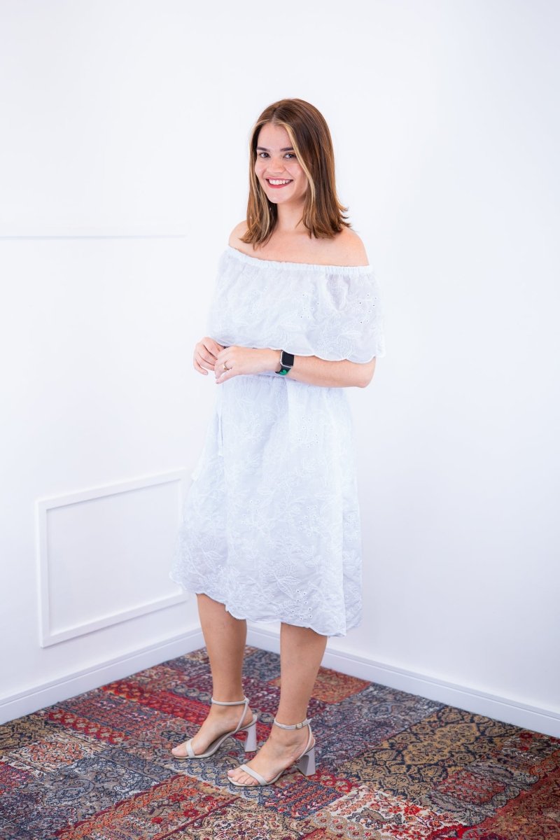 Vestido Nathalia – Midi em Laise Premium com Decote Ombro a Ombro - Naguirre Shop