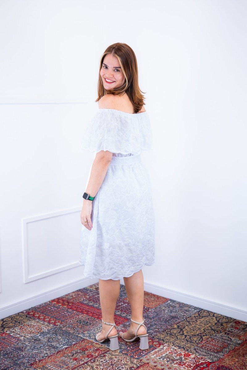 Vestido Nathalia – Midi em Laise Premium com Decote Ombro a Ombro - Naguirre Shop