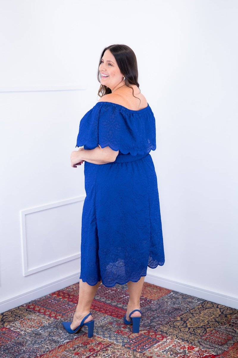 Vestido Nathalia – Midi em Laise Premium com Decote Ombro a Ombro - Naguirre Shop