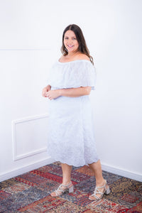 Vestido Nathalia – Midi em Laise Premium com Decote Ombro a Ombro - Naguirre Shop