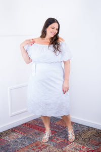 Vestido Nathalia – Midi em Laise Premium com Decote Ombro a Ombro - Naguirre Shop