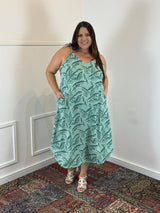 Vestido Paty – Decote Redondo e Alças Ajustáveis em Crepe - Naguirre Shop