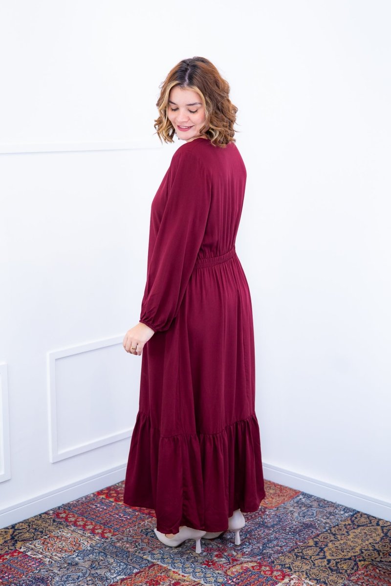 Vestido Rafaela - Longuete com Babado Gola V em Viscolinho - Naguirre Shop