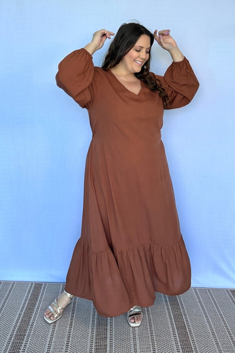 Vestido Rafaela - Longuete com Babado Gola V em Viscolinho - Naguirre Shop