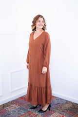 Vestido Rafaela - Longuete com Babado Gola V em Viscolinho - Naguirre Shop