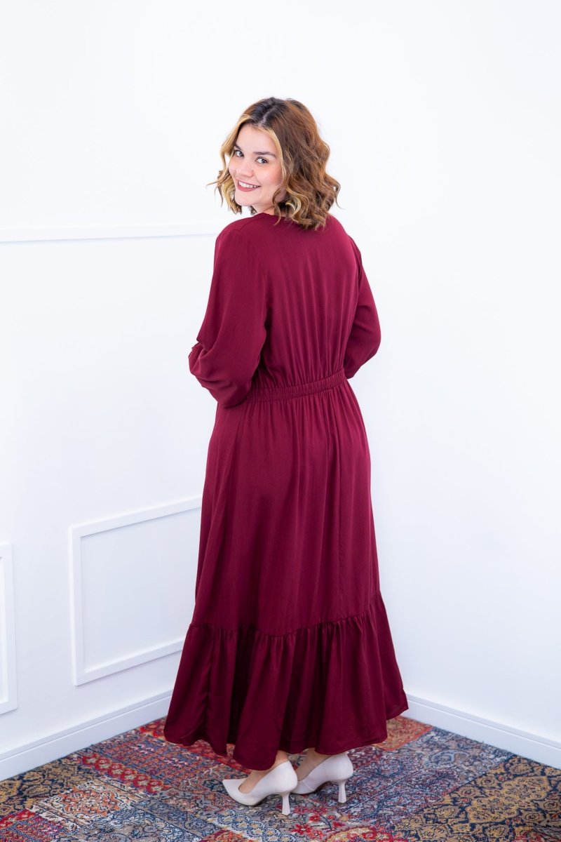 Vestido Rafaela - Longuete com Babado Gola V em Viscolinho - Naguirre Shop