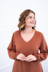 Vestido Rafaela - Longuete com Babado Gola V em Viscolinho - Naguirre Shop