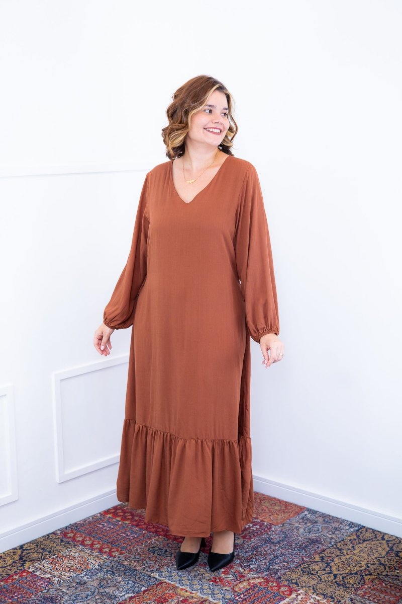 Vestido Rafaela - Longuete com Babado Gola V em Viscolinho - Naguirre Shop