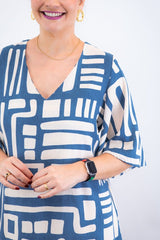 Vestido Sabrina - Decote V Manga Morcego em Viscolinho - Naguirre Shop