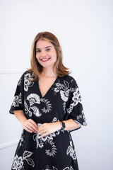 Vestido Sabrina - Decote V Manga Morcego em Viscolinho - Naguirre Shop