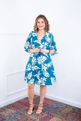 Vestido Sabrina - Decote V Manga Morcego em Viscolinho - Naguirre Shop