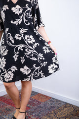 Vestido Sabrina - Decote V Manga Morcego em Viscolinho - Naguirre Shop