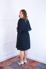 Vestido Sabrina - Decote V Manga Morcego em Viscolinho - Naguirre Shop