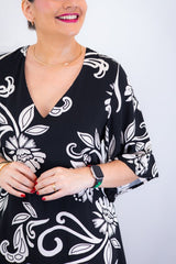 Vestido Sabrina - Decote V Manga Morcego em Viscolinho - Naguirre Shop