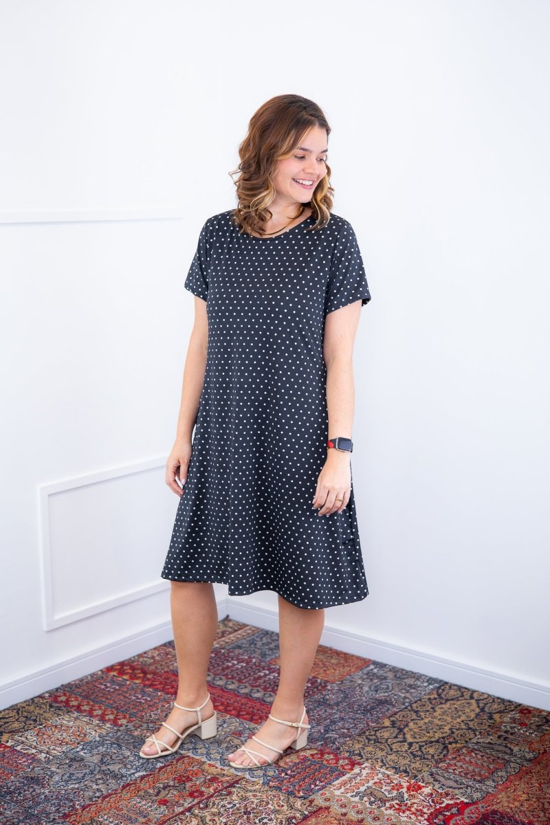 Vestido Sara - Malha Confort Deluxe Midi com Mangas e Bolsos - Naguirre Shop