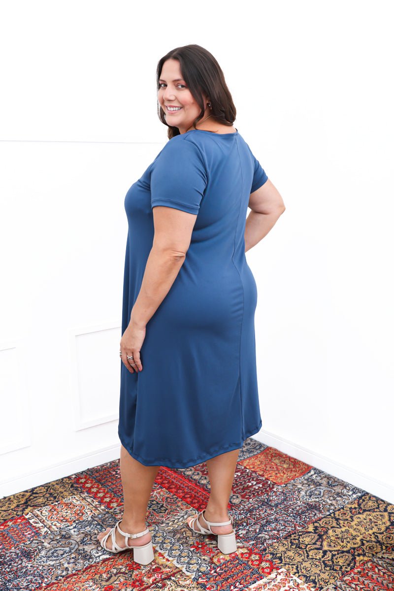 Vestido Sara - Malha Confort Midi com Manga - Naguirre Shop