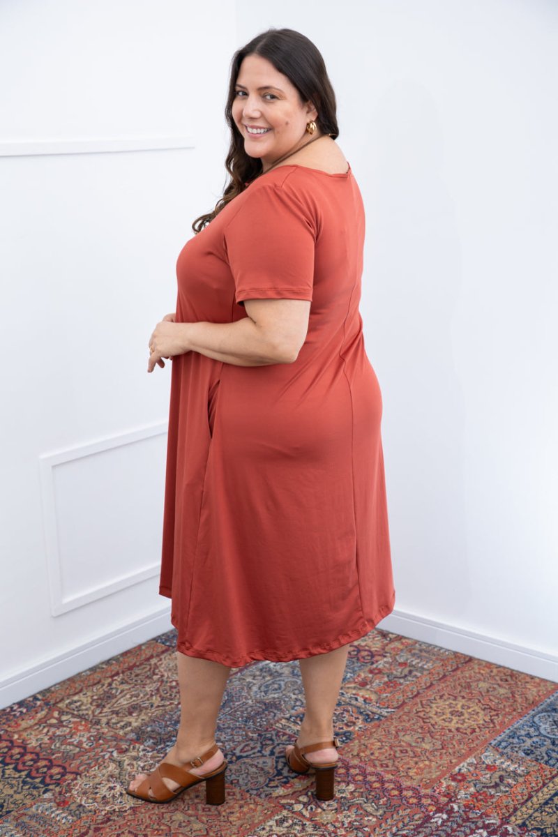 Vestido Sara - Malha Confort Midi com Manga - Naguirre Shop