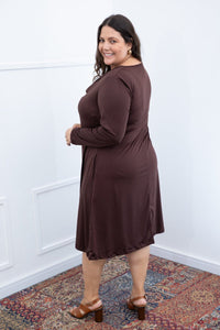 Vestido Sofia - Manga Longa com Gola Drapeada Midi em Malha Confort - Naguirre Shop