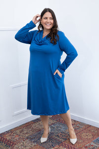 Vestido Sofia - Manga Longa com Gola Drapeada Midi em Malha Confort - Naguirre Shop