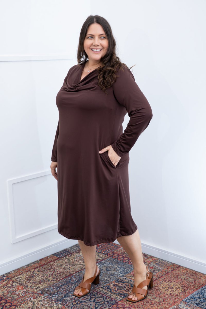 Vestido Sofia - Manga Longa com Gola Drapeada Midi em Malha Confort - Naguirre Shop