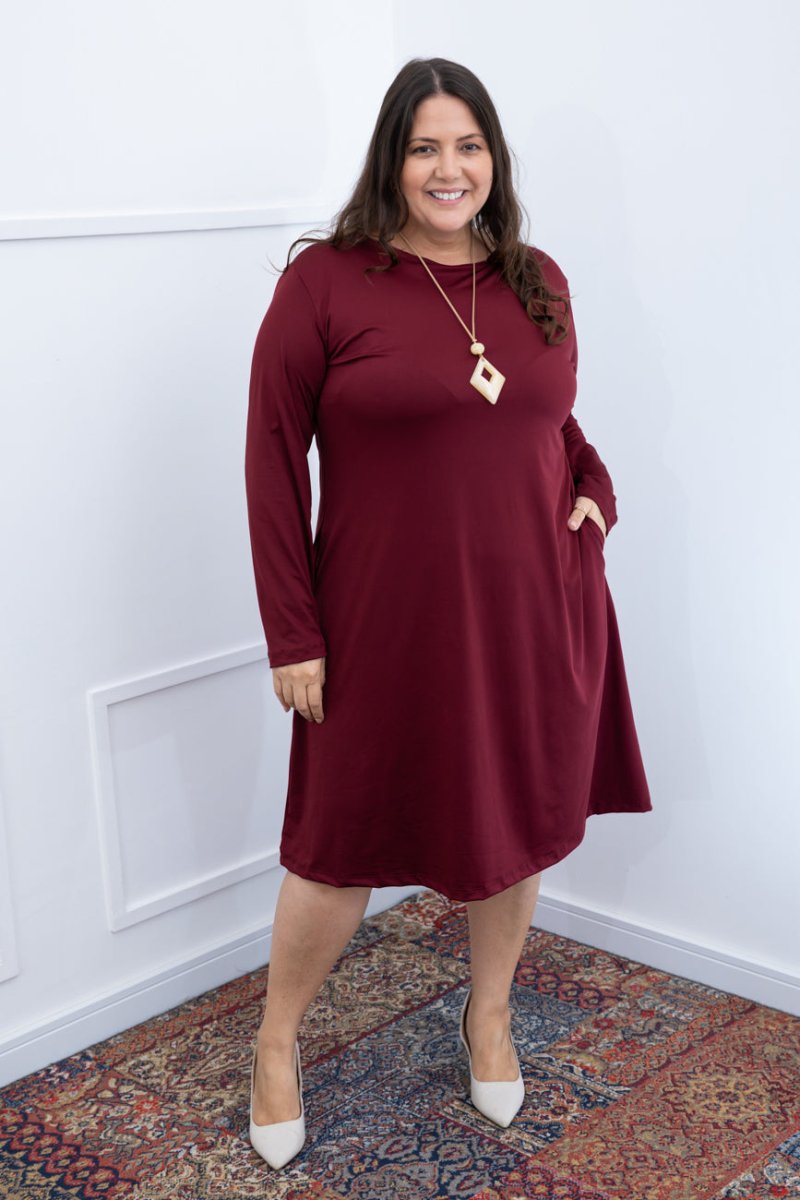 Vestido Sofia – Manga Longa com Gola Redonda Midi em Malha Confort - Naguirre Shop