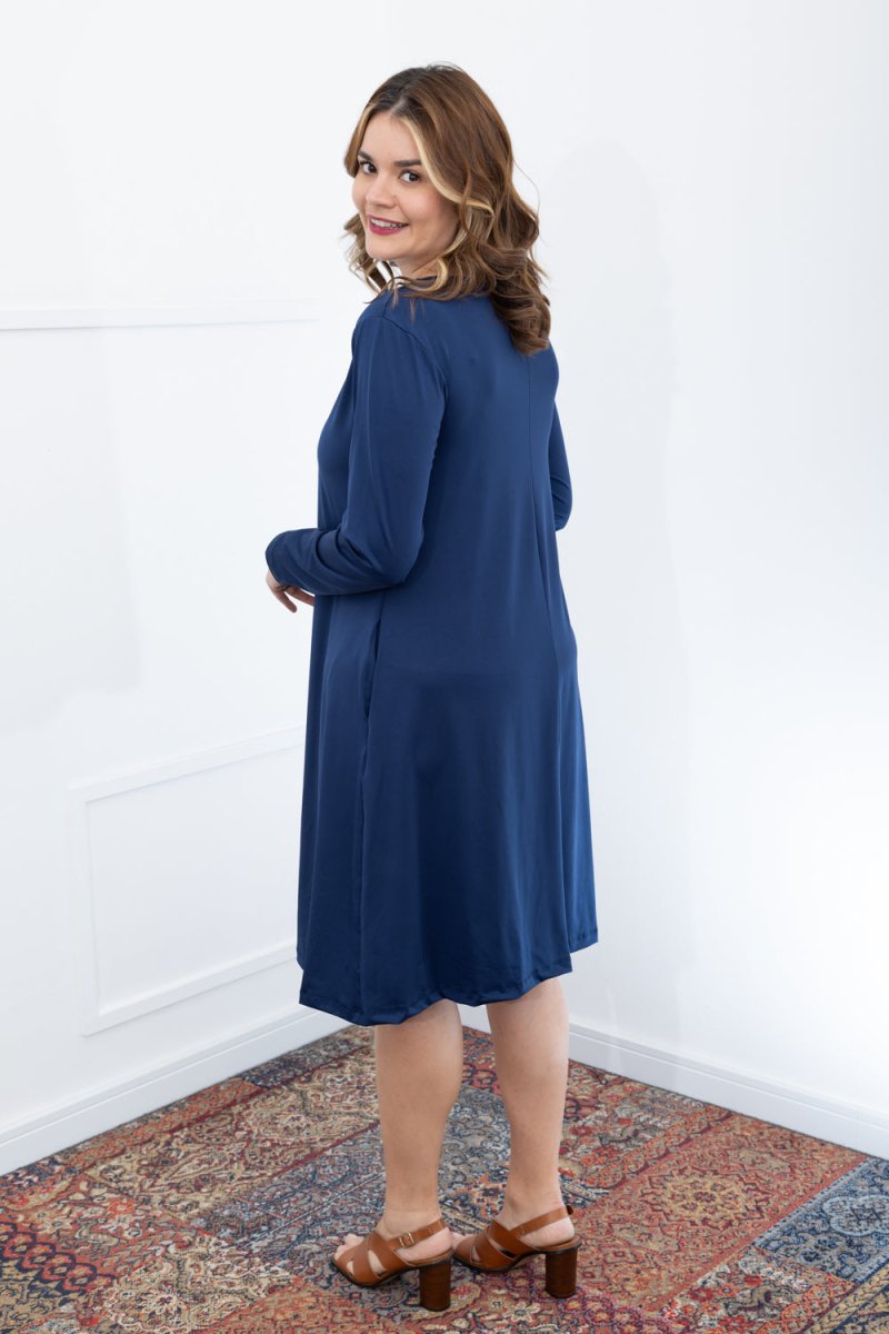 Vestido Sofia – Manga Longa com Gola Redonda Midi em Malha Confort - Naguirre Shop