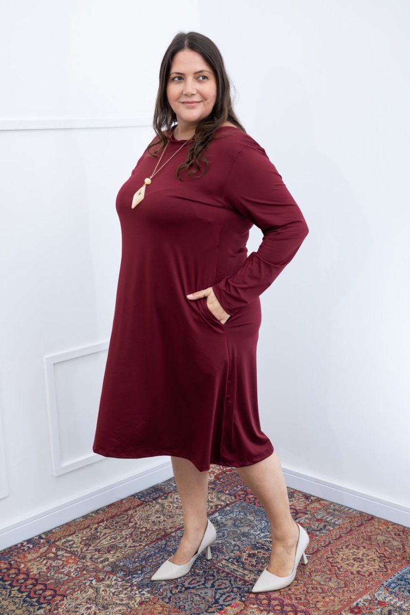 Vestido Sofia – Manga Longa com Gola Redonda Midi em Malha Confort - Naguirre Shop