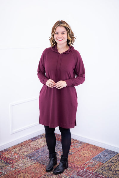 Vestido Vancouver - Midi com Capuz em Moletinho - Naguirre Shop
