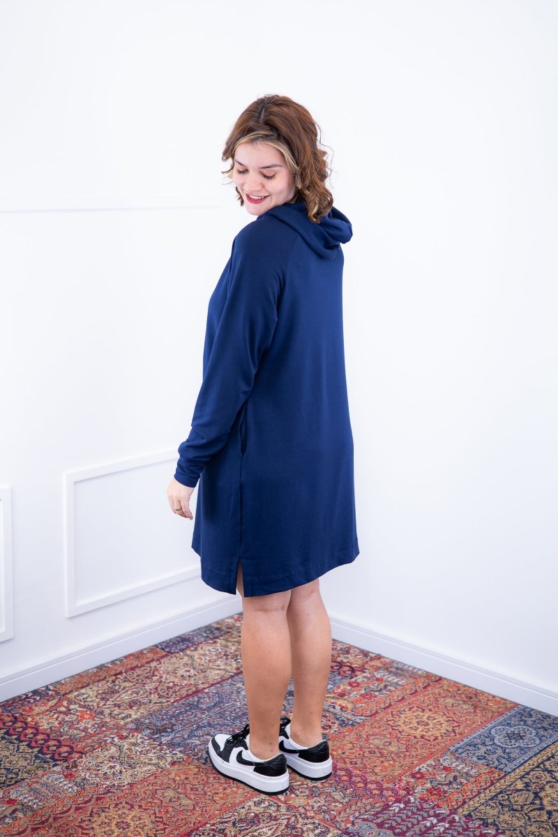 Vestido Vancouver - Midi com Capuz em Moletinho - Naguirre Shop