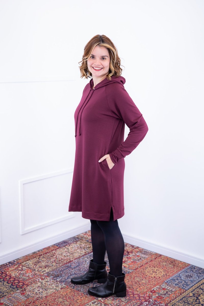 Vestido Vancouver - Midi com Capuz em Moletinho - Naguirre Shop
