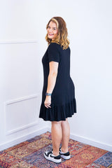 Vestido Verona - Babado Gola V e Manga Curta - Naguirre Shop