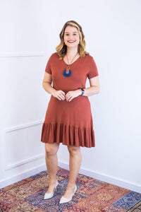 Vestido Verona - Babado Gola V e Manga Curta - Naguirre Shop