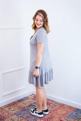 Vestido Verona - Babado Gola V e Manga Curta - Naguirre Shop