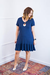 Vestido Verona - Babado Gola V e Manga Curta - Naguirre Shop