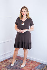 Vestido Verona - Babado Gola V e Manga Curta - Naguirre Shop