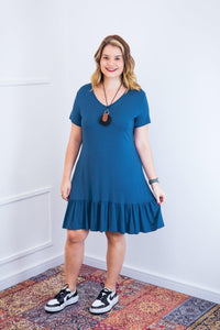 Vestido Verona - Babado Gola V e Manga Curta - Naguirre Shop