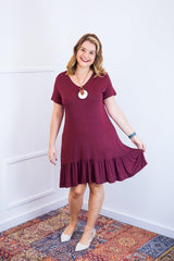 Vestido Verona - Babado Gola V e Manga Curta - Naguirre Shop