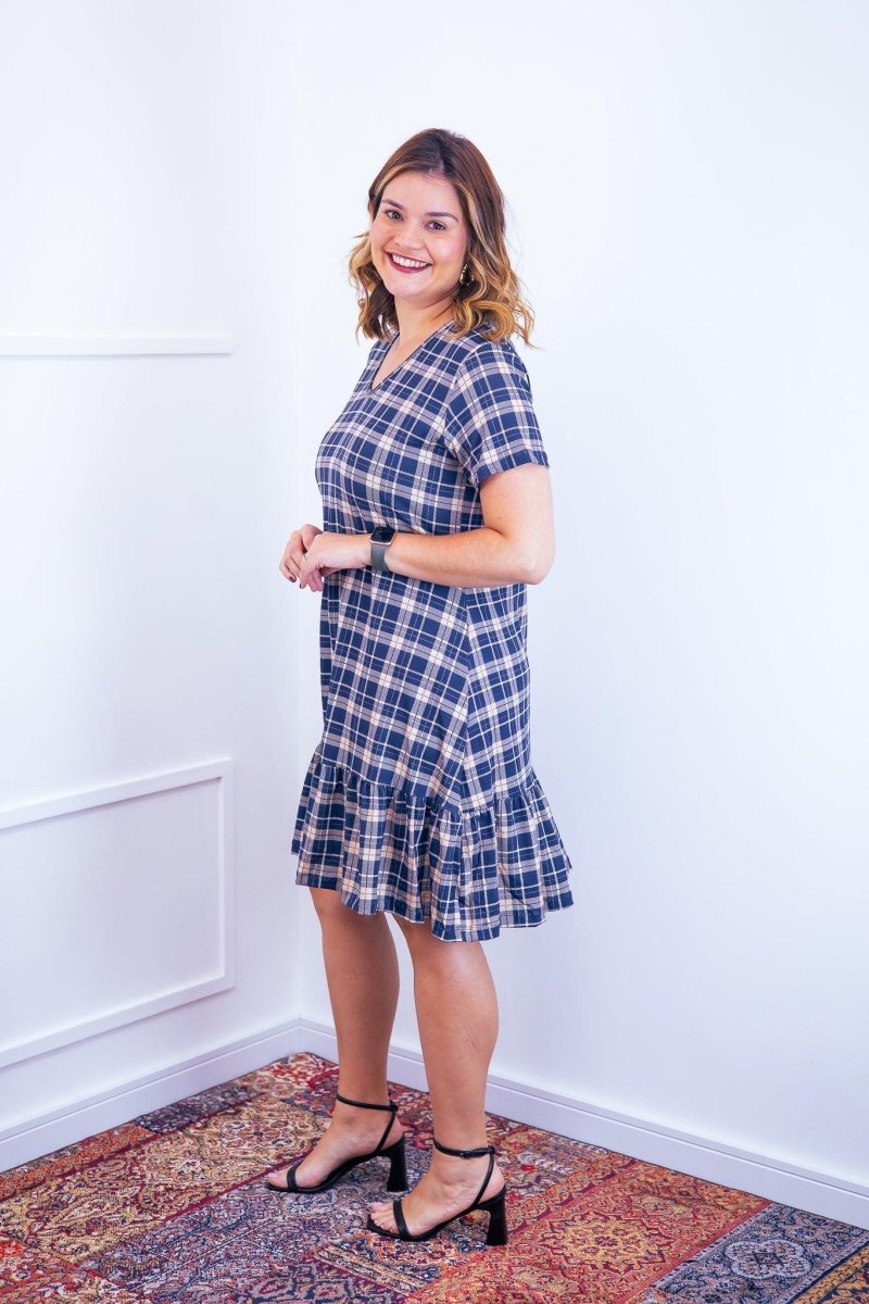 Vestido Verona - Babado Gola V e Manga Curta - Naguirre Shop