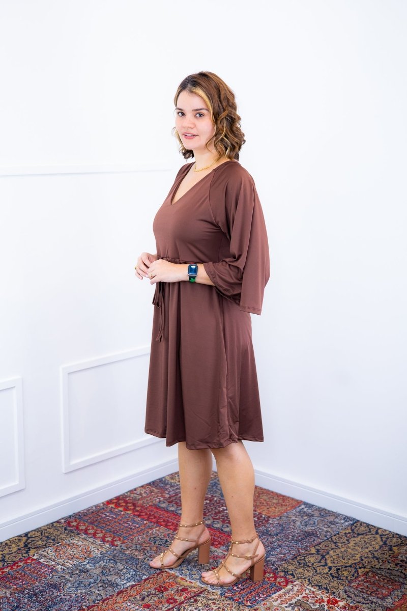 Vestido Virgínia - Midi Ajustável com Manga Morcego em Malha Confort - Naguirre Shop