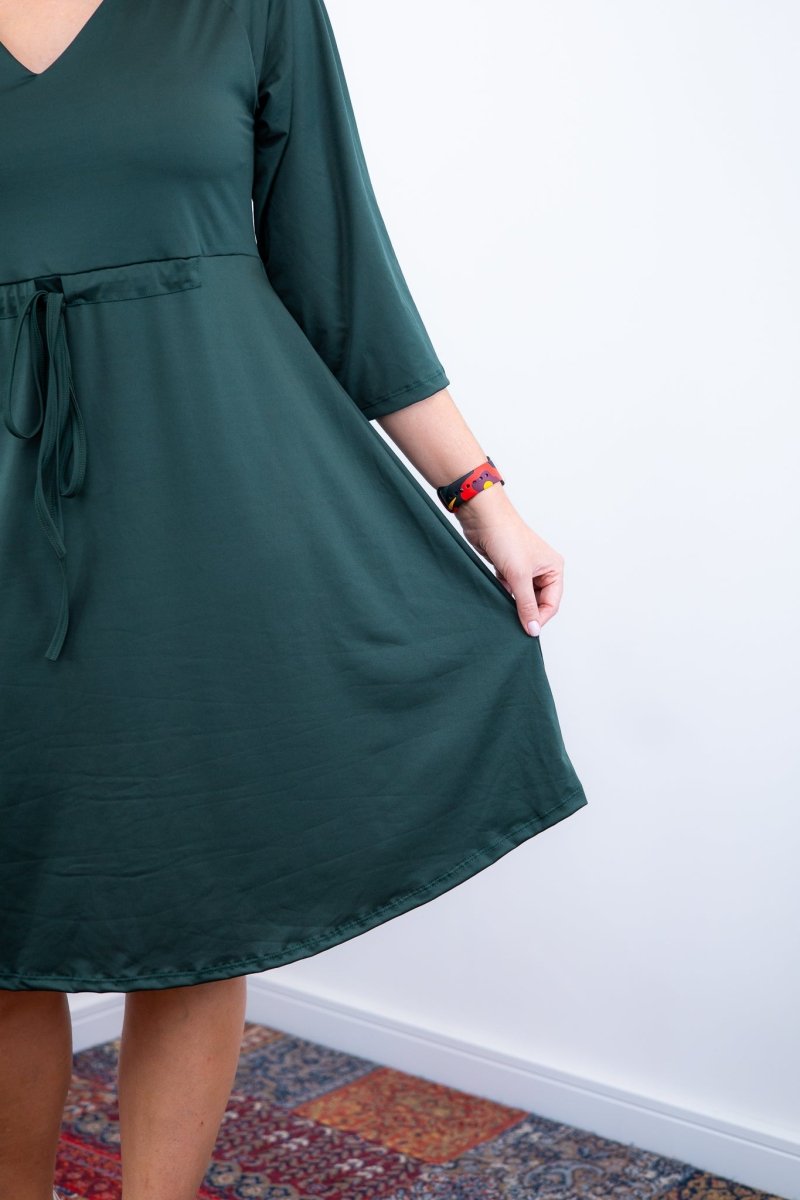 Vestido Virgínia - Midi Ajustável com Manga Morcego em Malha Confort - Naguirre Shop