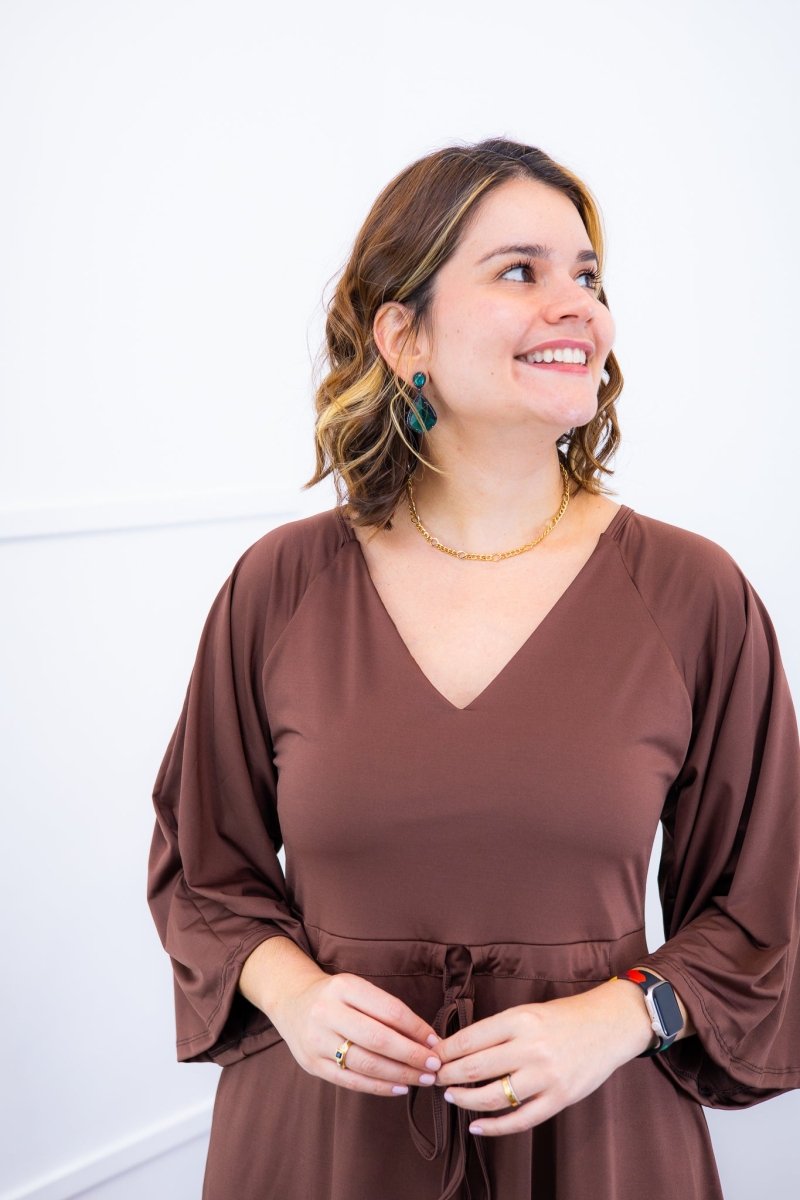 Vestido Virgínia - Midi Ajustável com Manga Morcego em Malha Confort - Naguirre Shop