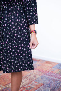 Vestido Virgínia - Midi Ajustável com Manga Morcego em Malha Confort - Naguirre Shop