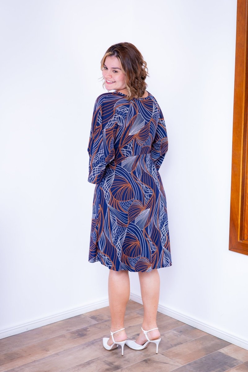 Vestido Virgínia - Midi Ajustável com Manga Morcego em Malha Confort - Naguirre Shop