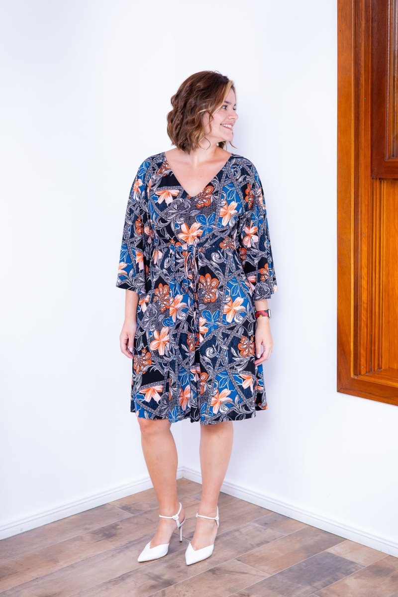 Vestido Virgínia - Midi Ajustável com Manga Morcego em Malha Confort - Naguirre Shop