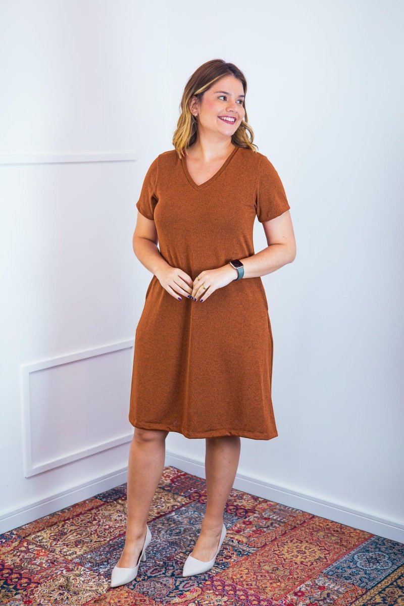 Vestido Yasmin - Lãzinha Evasê Decote V - Naguirre Shop