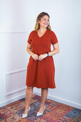 Vestido Yasmin - Lãzinha Evasê Decote V - Naguirre Shop