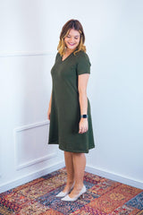 Vestido Yasmin - Lãzinha Evasê Decote V - Naguirre Shop