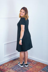 Vestido Yasmin - Lãzinha Evasê Decote V - Naguirre Shop
